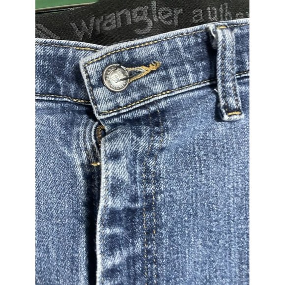 Wrangler Authentics- Men's Denim Blue Jeans - Size 50 x 30 - Picture 2 of 7